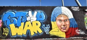 Graffiti "Stop War" by Eme FreeThinker on Russia's war in Ukraine in the Mauerpark in Berlin, Germany (10.03.2022).
