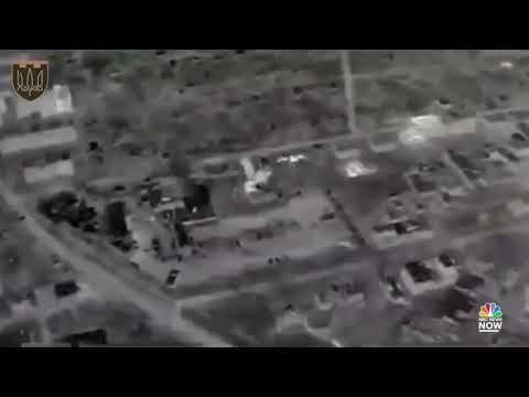 Kamikaze Drone Attack Strikes Russian Soldiers in Ukraine ⚔️ Ukrainian Drone Footage Reveals Devastating Combat