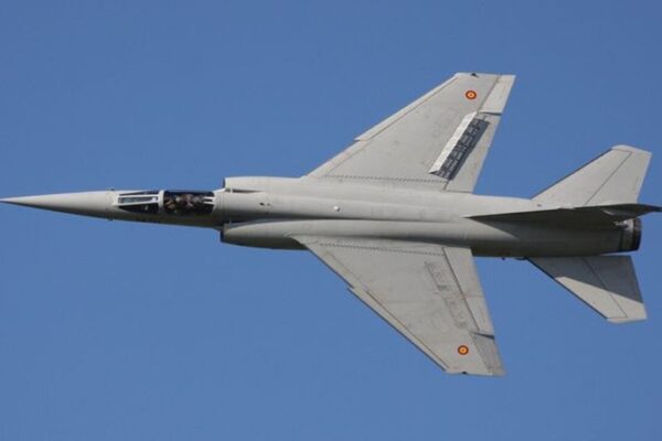 Uncover Syria's digital battlefield!   Analyze videos revealing war's human cost, justice struggles, & the power of symbols.  Click to learn more!