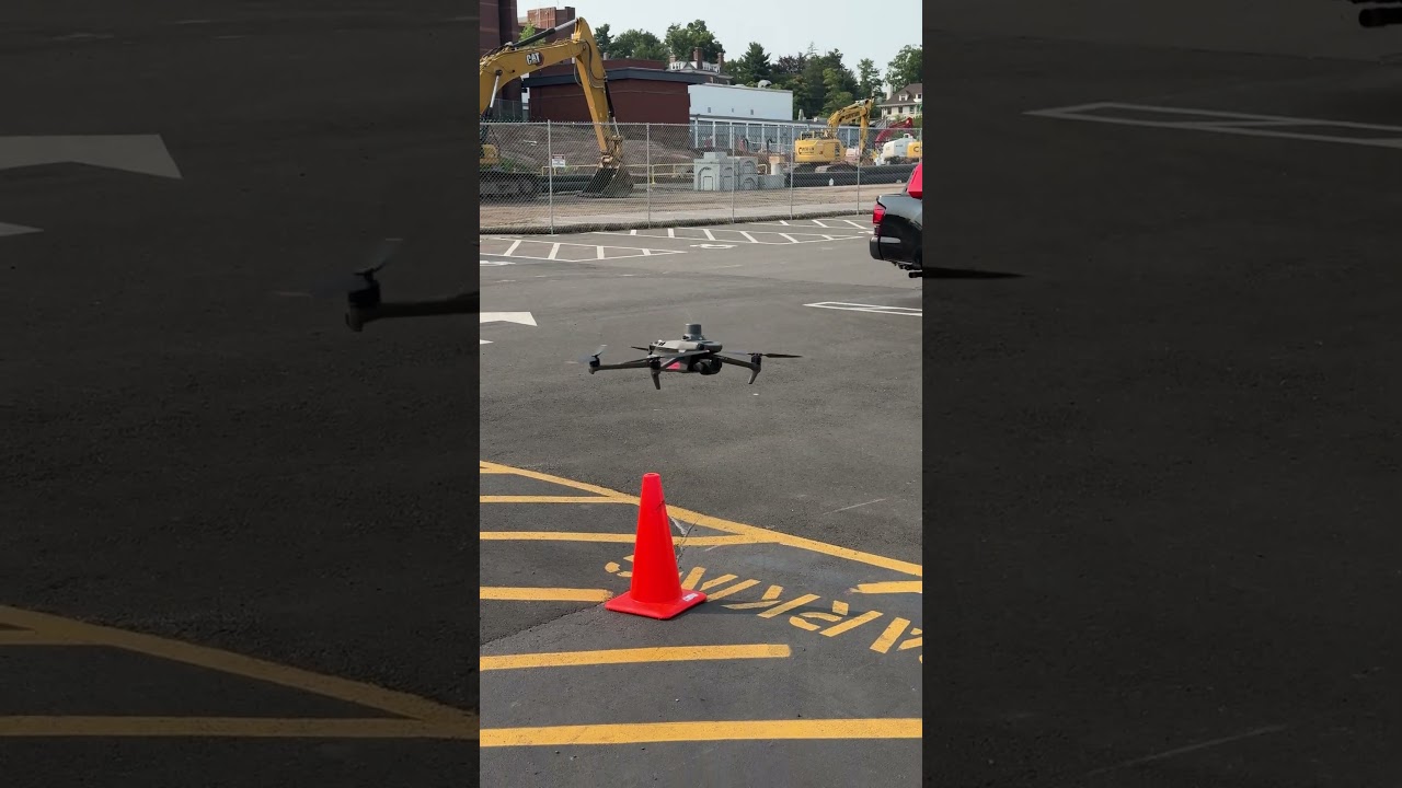 Revolutionize construction with drone mapping!  Learn how to create 3D models, choose the right gear, and analyze data for efficient project management. Click to learn more!