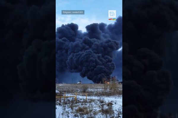 Ukrainian drones ignite Oryol!  Witness the oil depot attack & evolving war. Click for firsthand accounts.