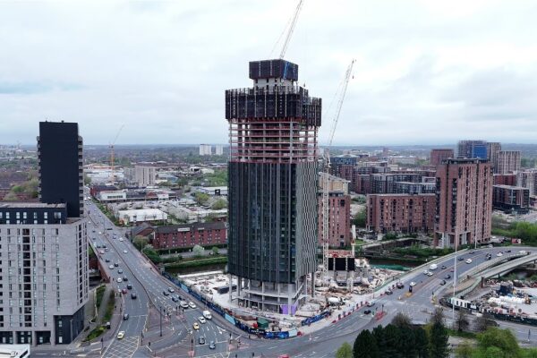 Drones & high-rises!   See stunning progress, boost safety & get the bird's-eye view!  Click to explore the future of building.