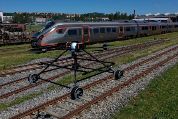 Rail drones are here!  See how the Staaker inspects tracks & skies, boosting safety & efficiency. Click to explore!