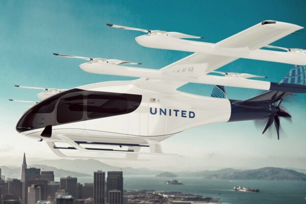 eVTOL revolution !  United Airlines & Eve Air Mobility's electric air taxis are coming to San Francisco in 2026.  Imagine a smooth, sustainable commute.  Click to learn more!