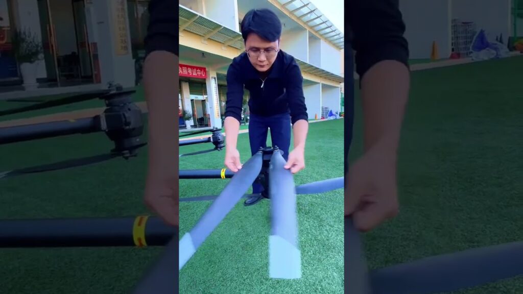 Rotor Airtruck: Heavy-lift drones exceeding 1000 lbs payload!  Redefining industries.  See how these game-changers work!  Click to learn more!